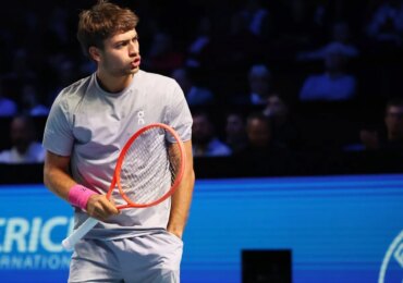 Cobolli batte Wawrinka a Lione e vola ai quarti di finale